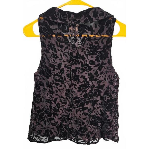 Boutique Forever 21 Women's Sheer Black Floral Sleeveless Blouse Size Small - Picture 2 of 6